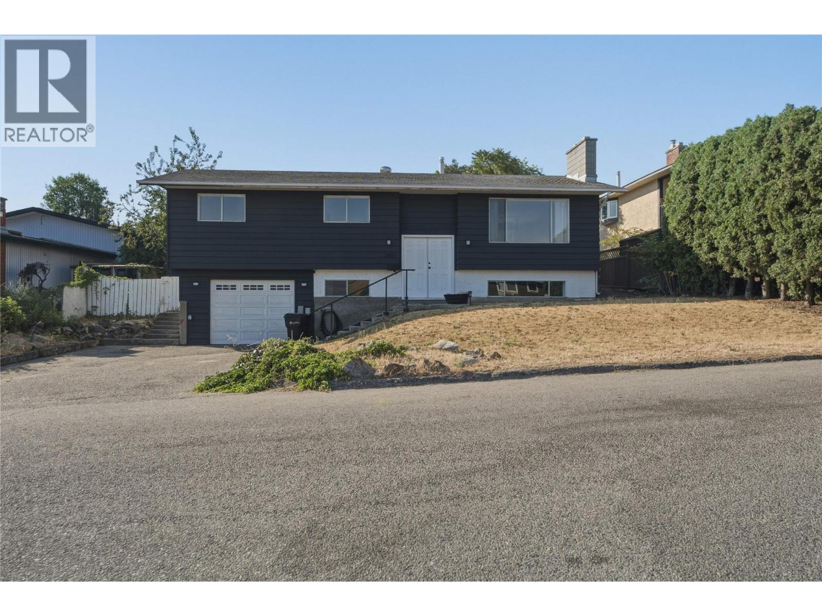 3922 21 Avenue - 49