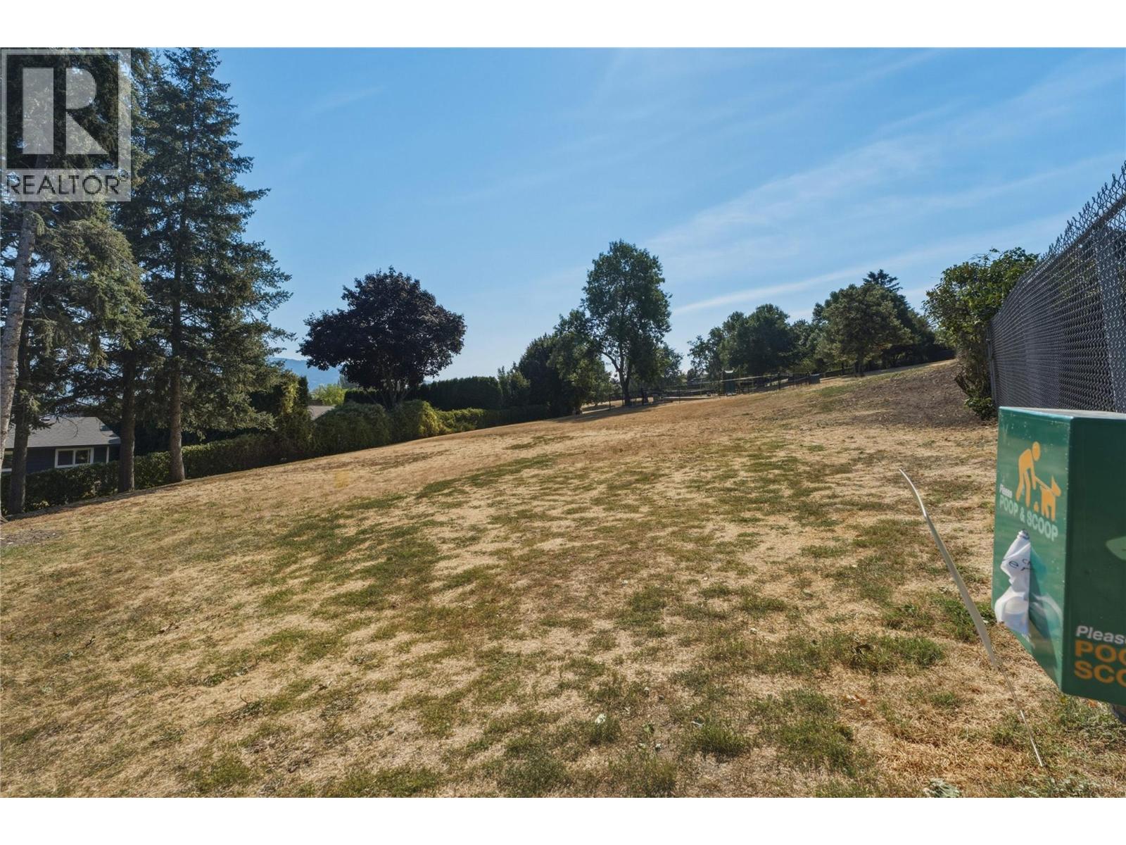 3922 21 Avenue - 57