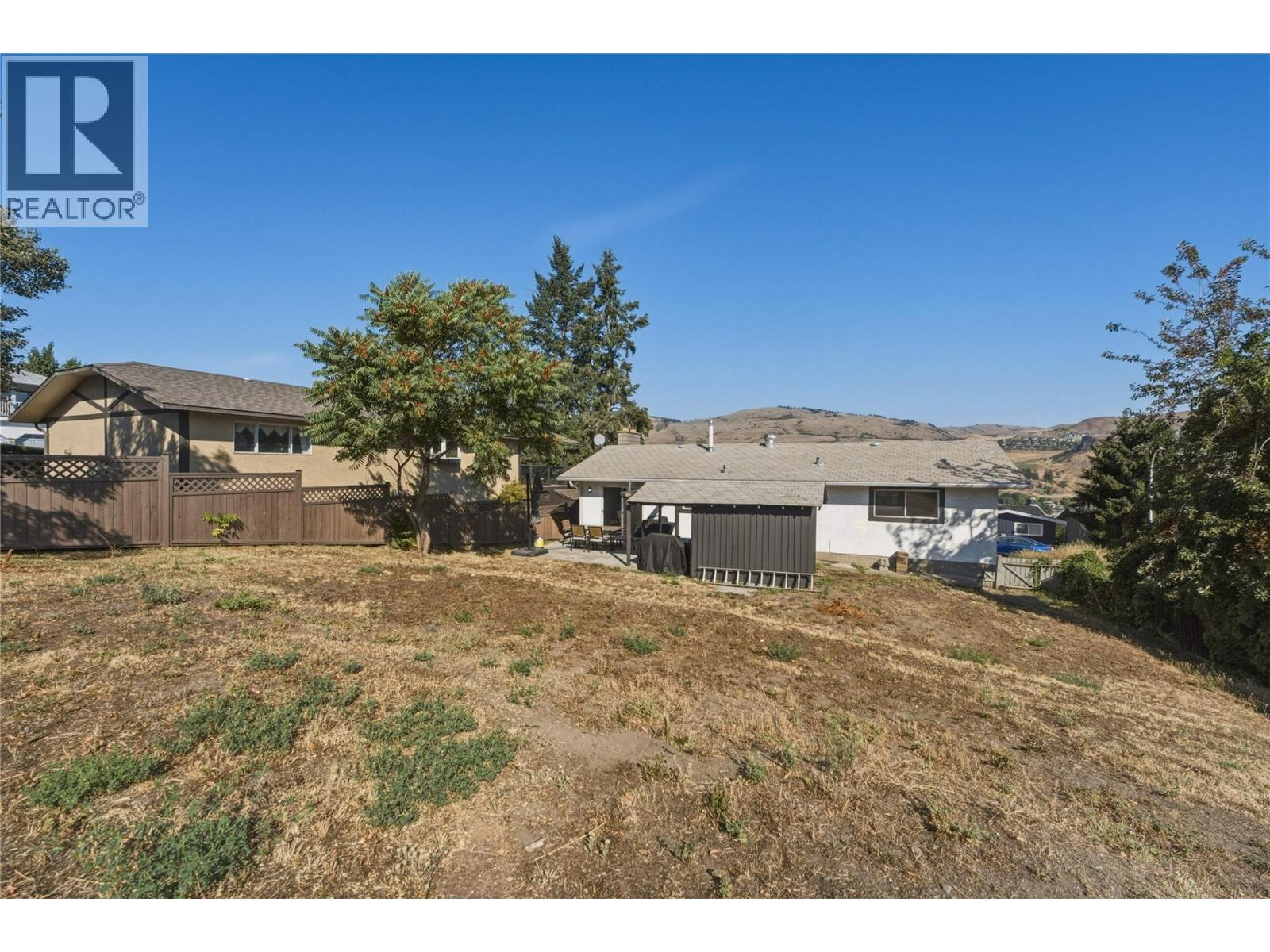 3922 21 Avenue - 54