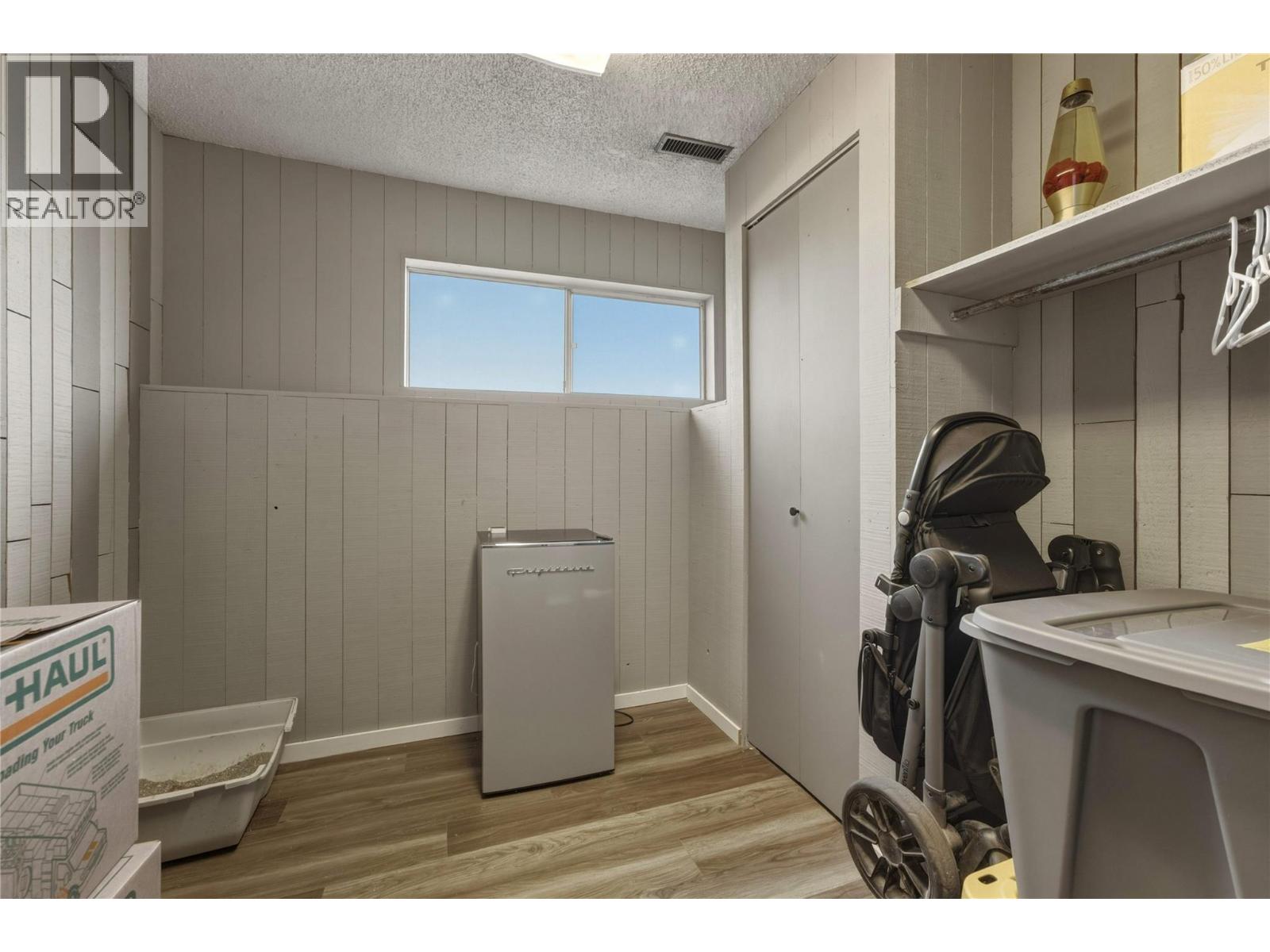 3922 21 Avenue - Image 36