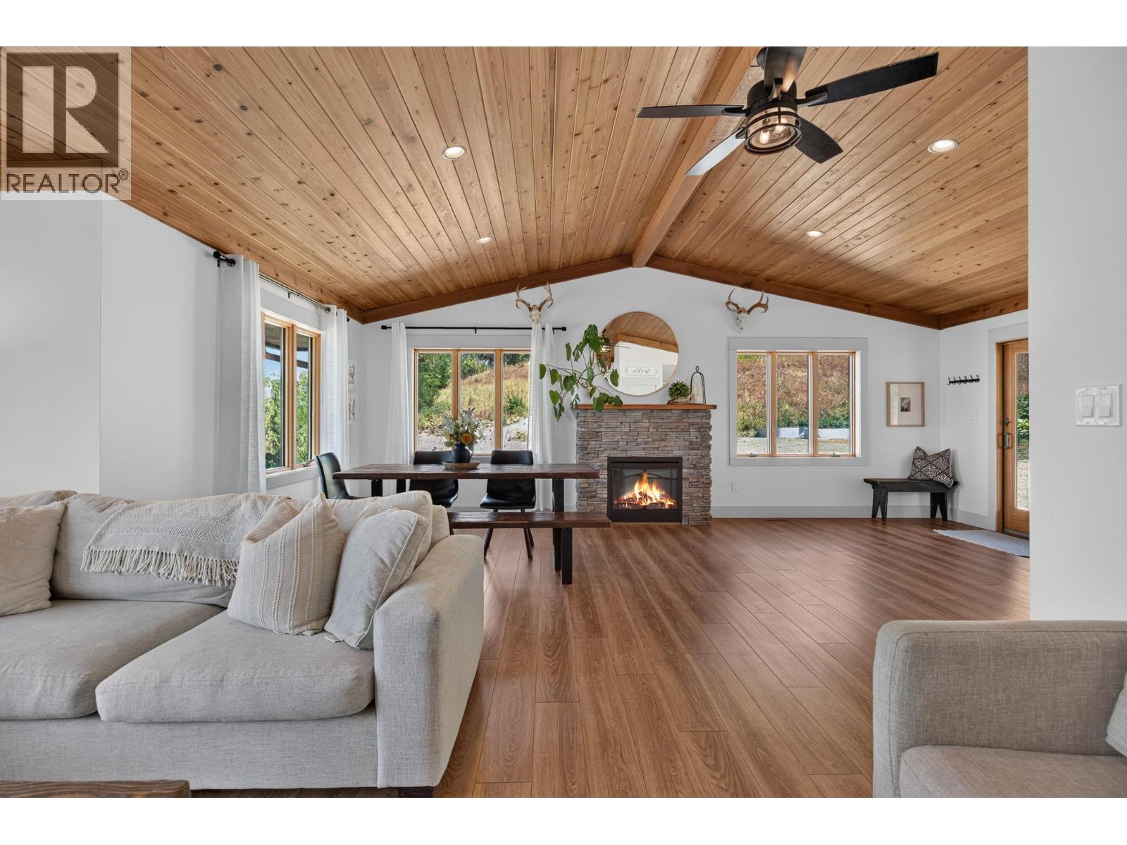 211 Enderby Grindrod Road - 56
