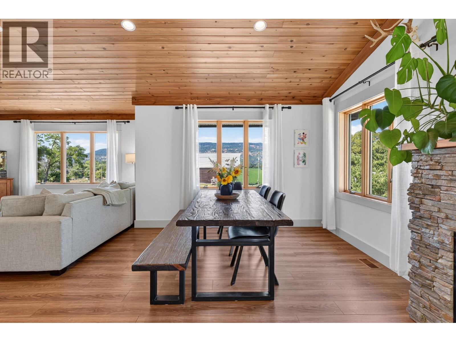 211 Enderby Grindrod Road - 38