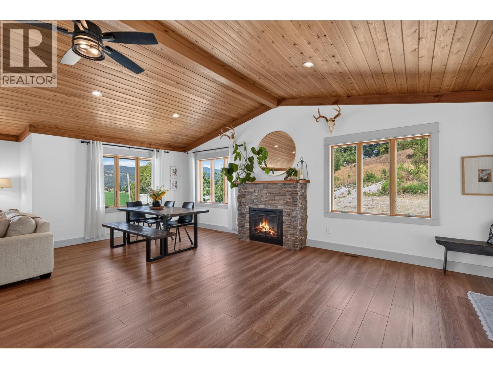 211 Enderby Grindrod Road, Enderby