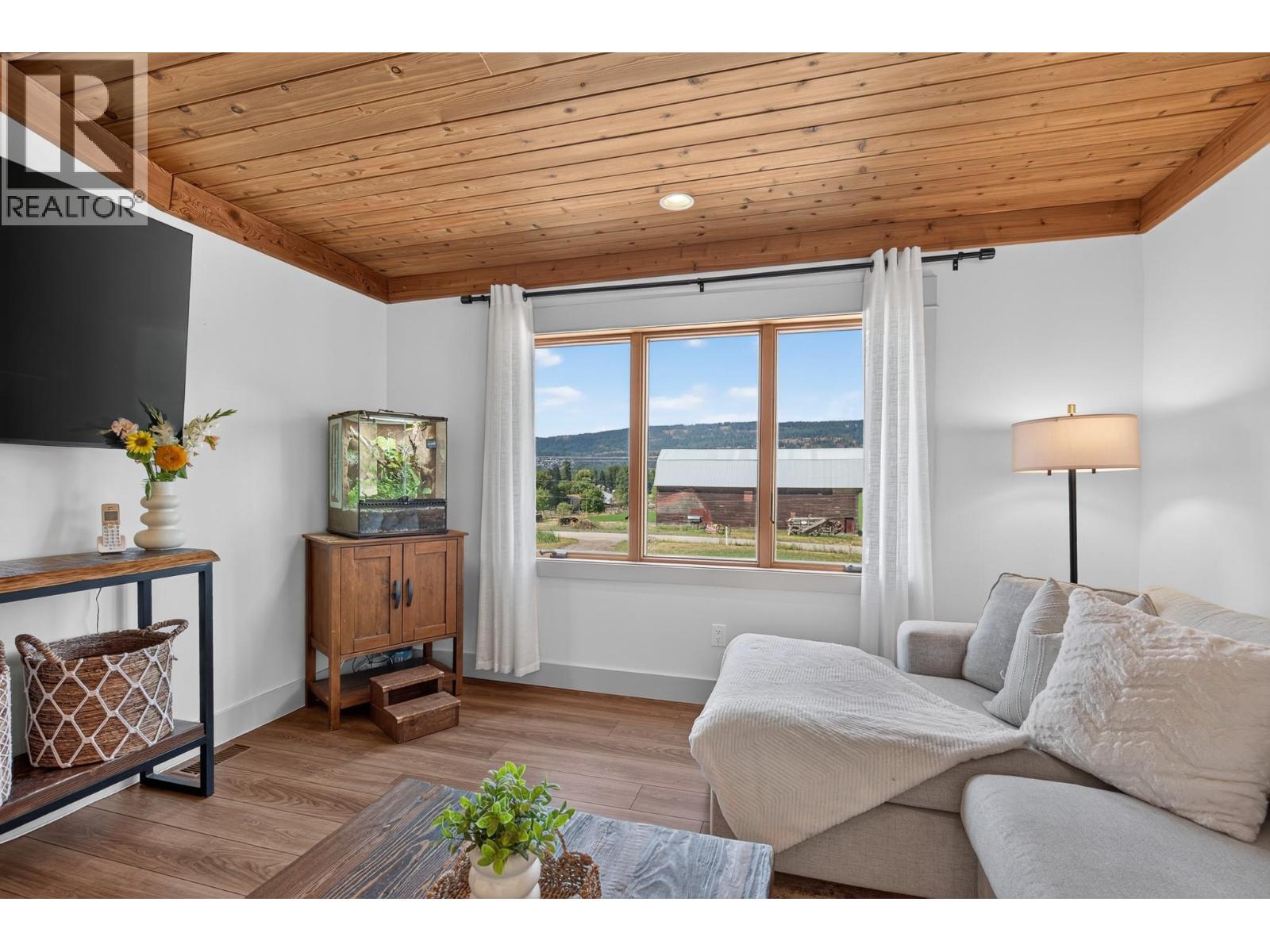 211 Enderby Grindrod Road, Enderby