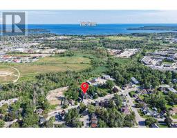 Bedroom 3 - 1 (main) - 165 Barrie Road, Orillia, ON L3V2P6 Photo 6