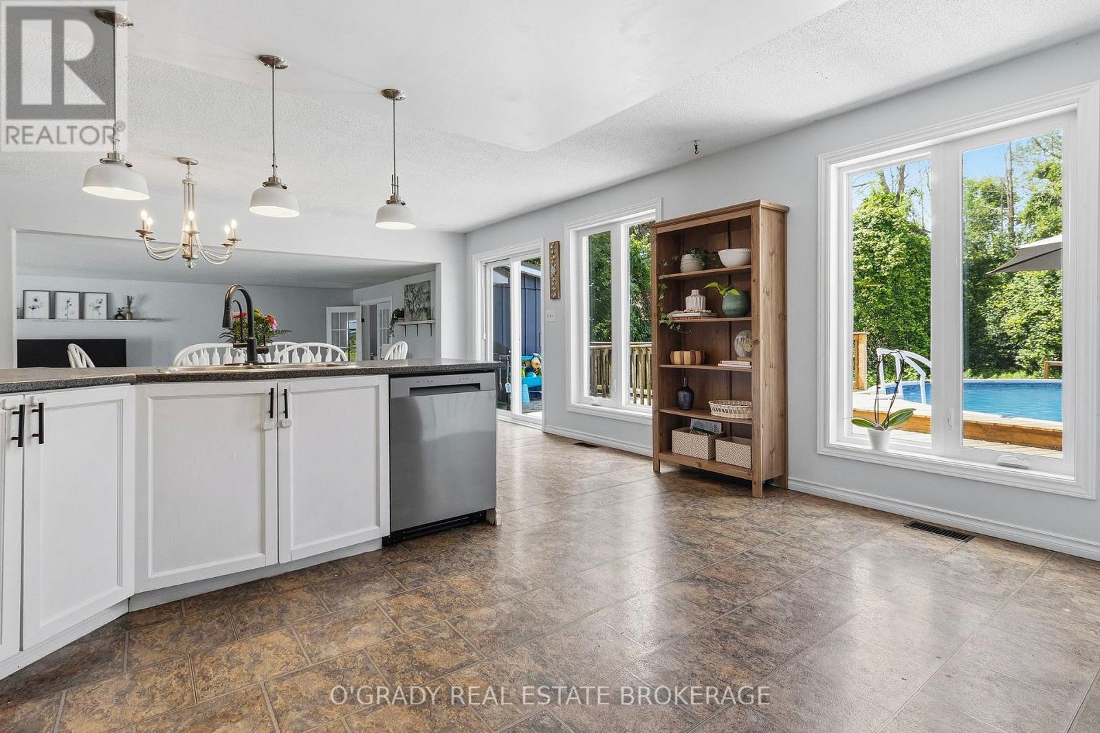 6582 6TH CONCESSION ROAD - Image 16