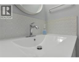 44 840 Craigflower Rd, Esquimalt, BC V9A2X1 Photo 28
