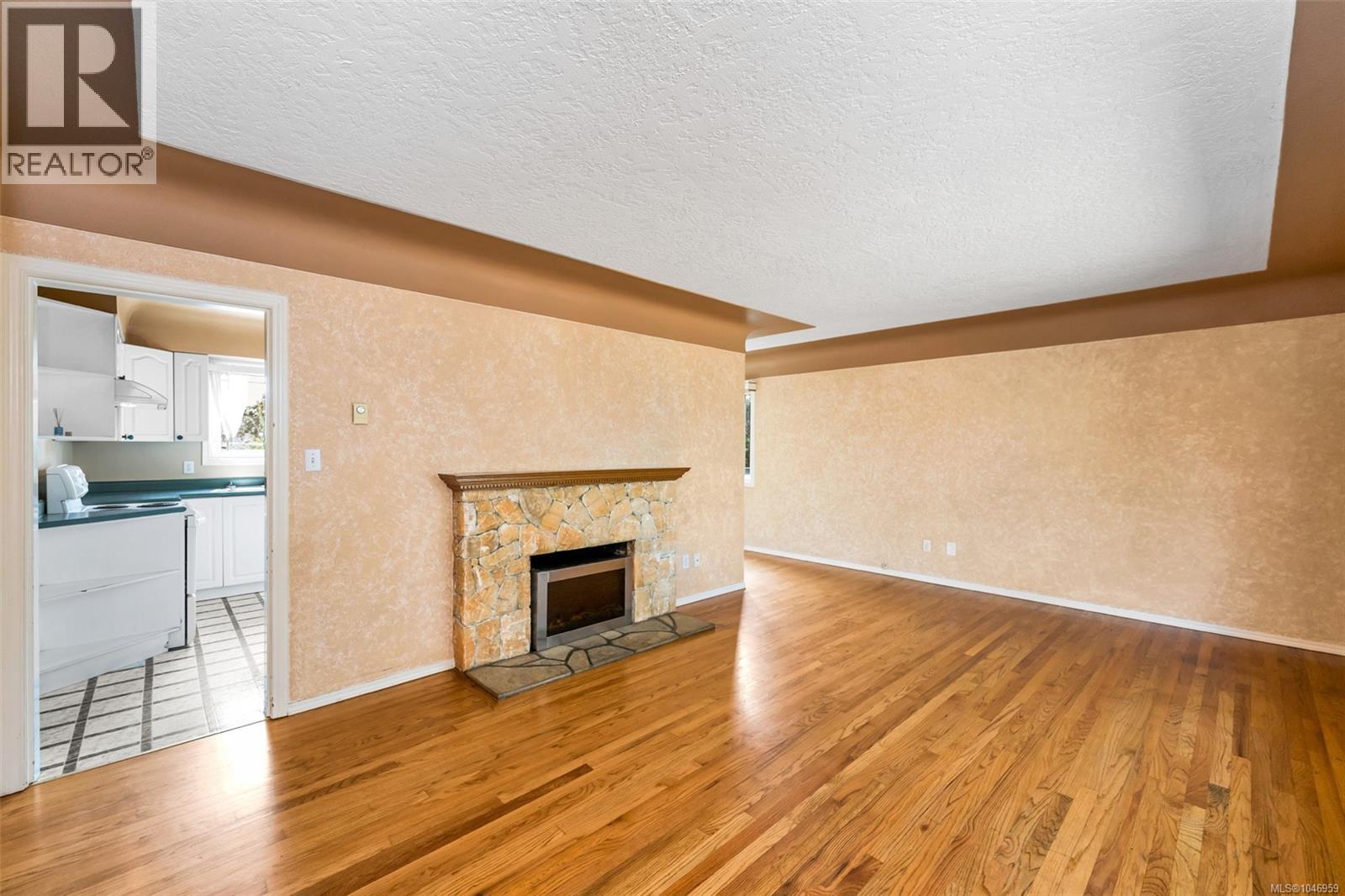 3107 Harriet Rd - Image 19