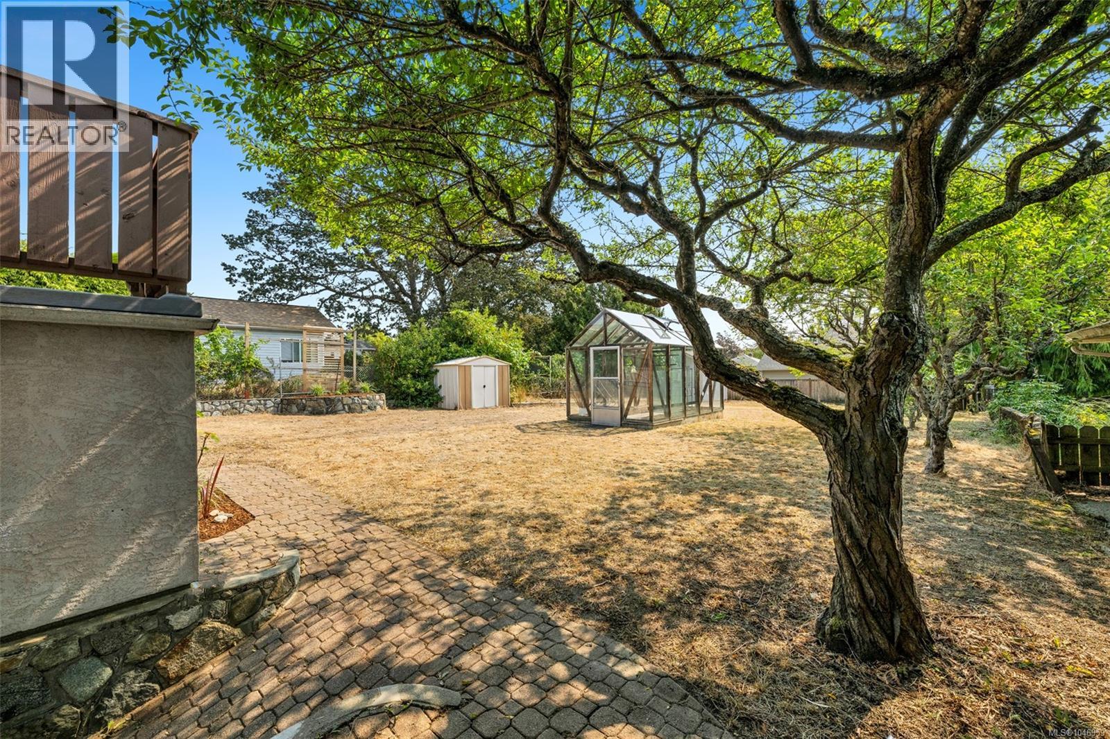 3107 Harriet Rd - 34