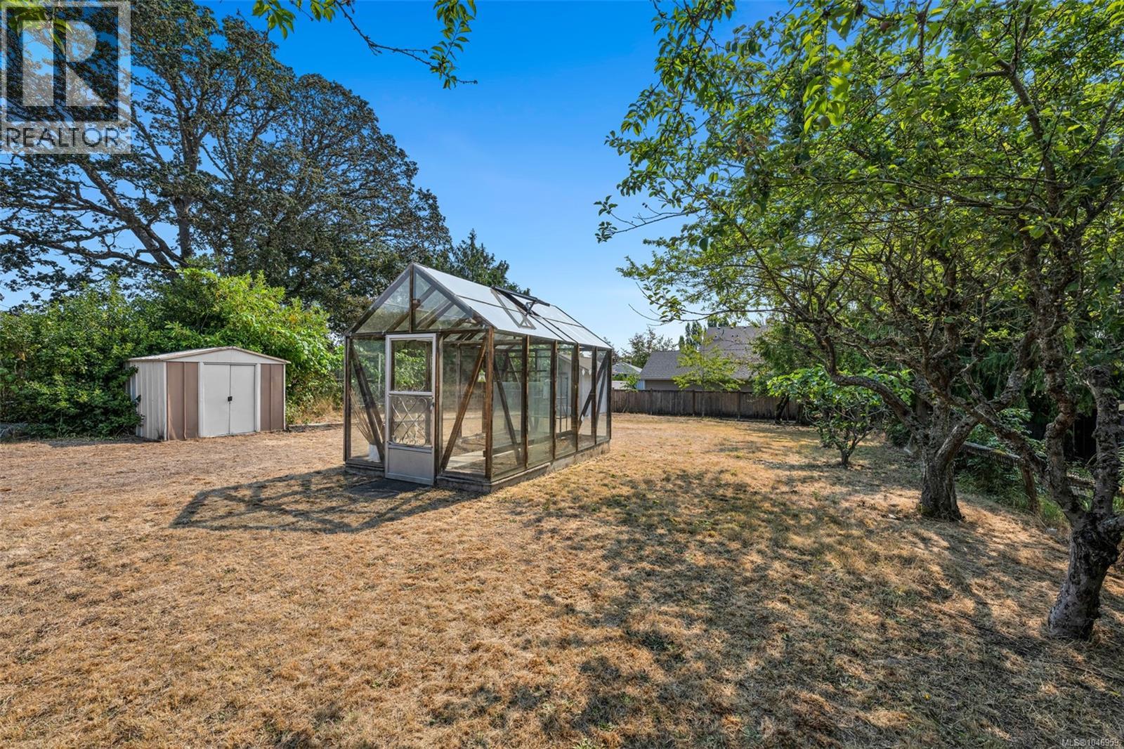 3107 Harriet Rd - Image 36