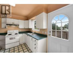 Storage - 3107 Harriet Rd, Victoria, BC V9A1T7 Photo 13