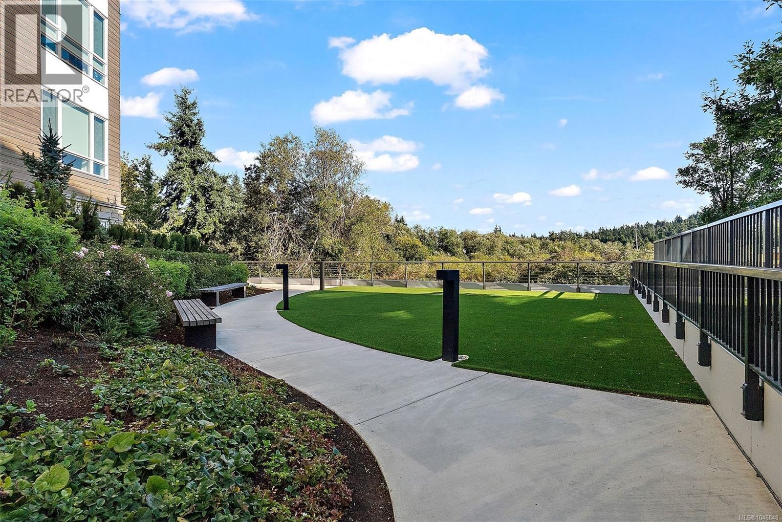 #236 920 Reunion Ave - 33