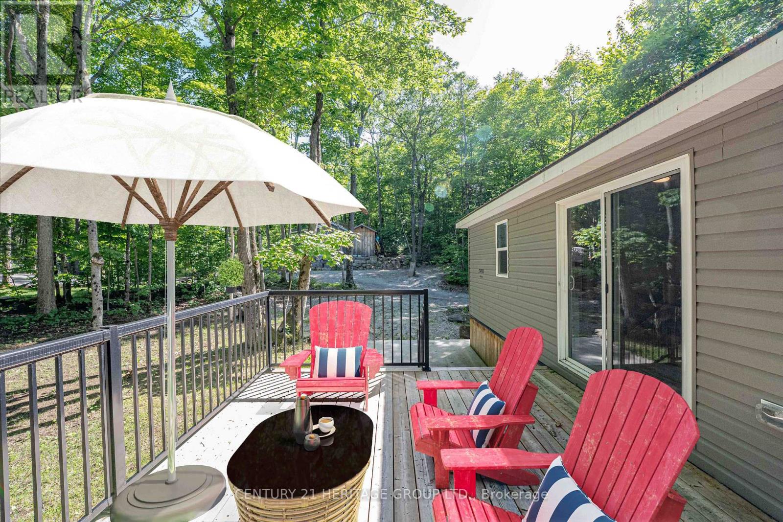 ##4 202 HIDDEN GLEN ROAD - 6