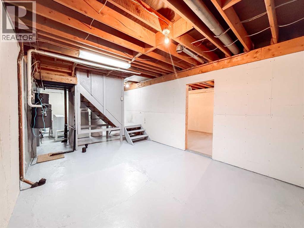 5104 46 Avenue - Image 29