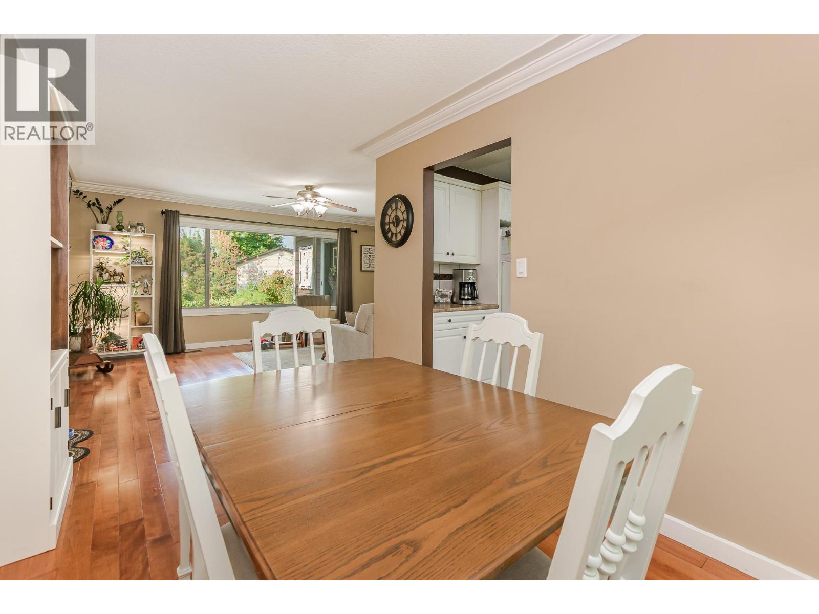 2651 Okanagan Avenue NE - 22