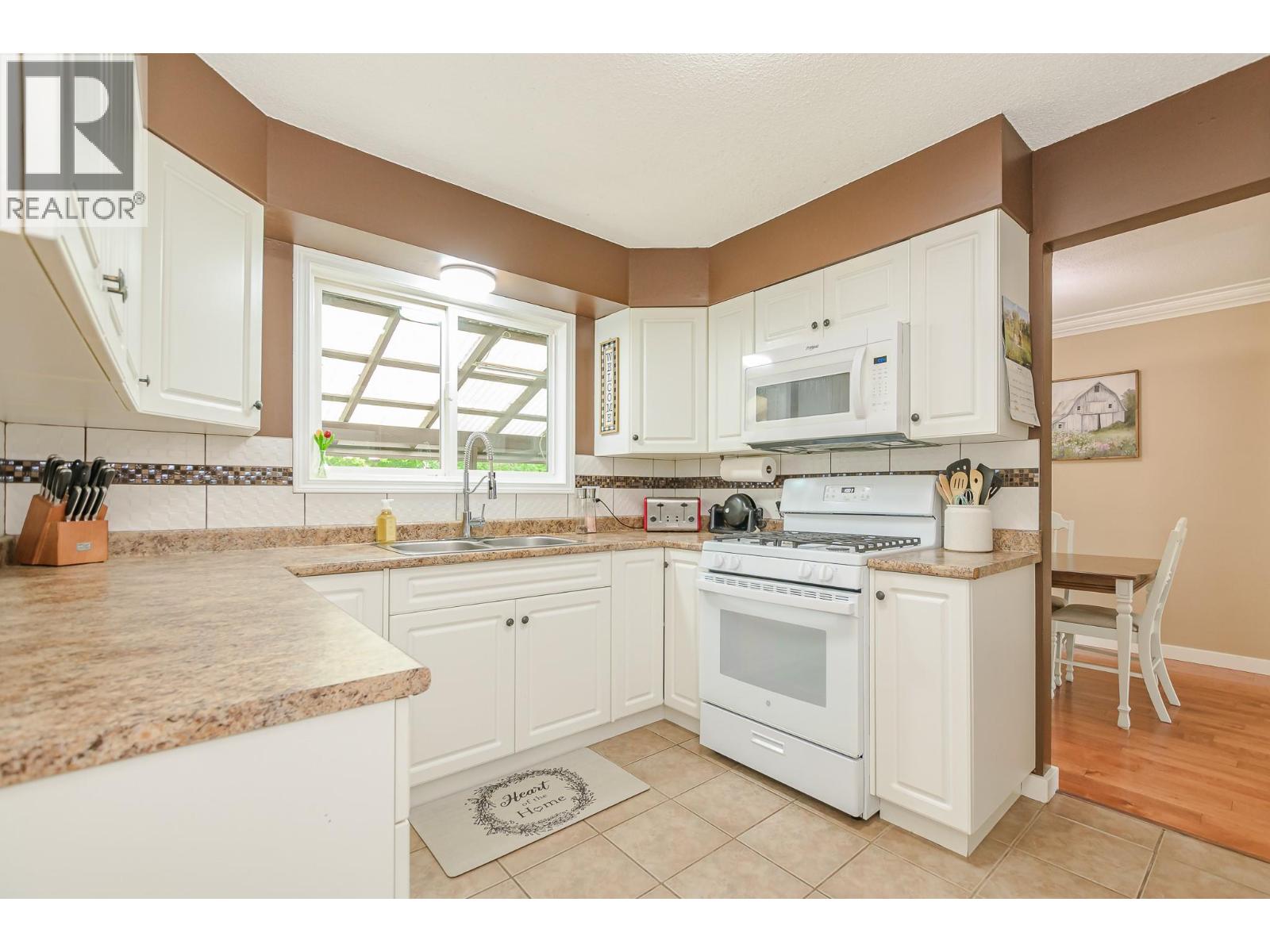 2651 Okanagan Avenue NE - Image 23