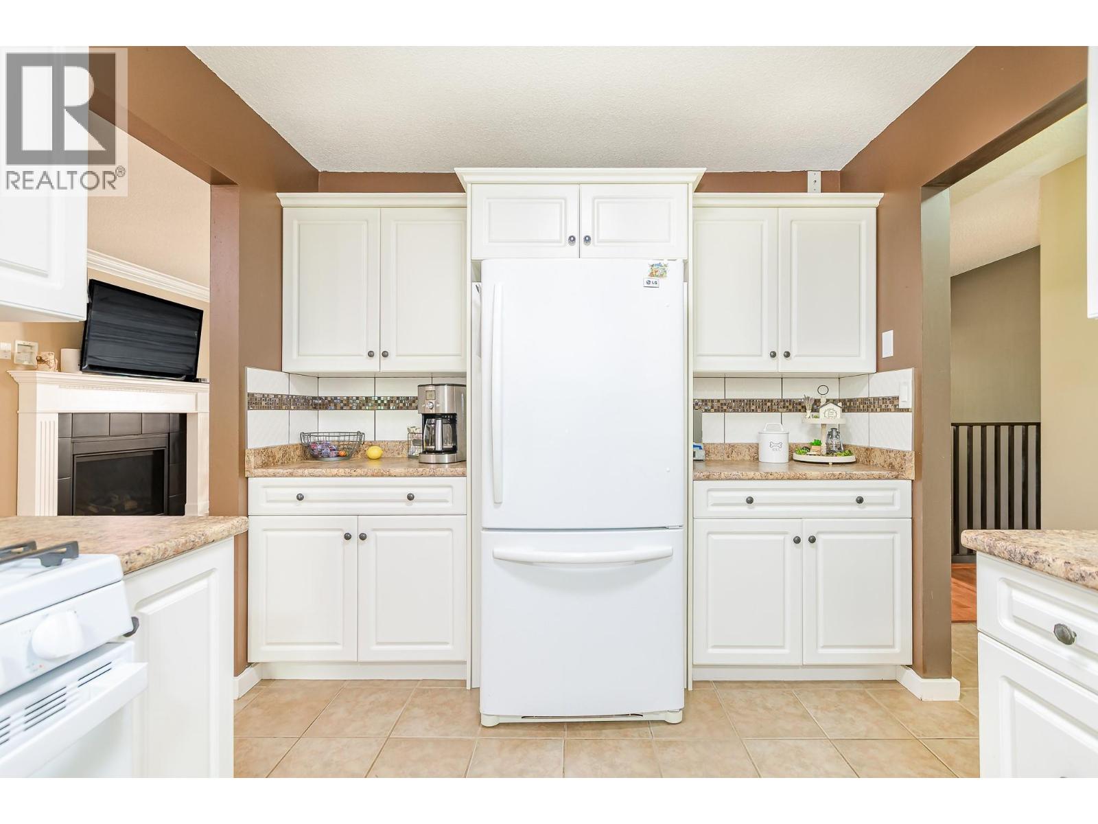 2651 Okanagan Avenue NE - Image 24
