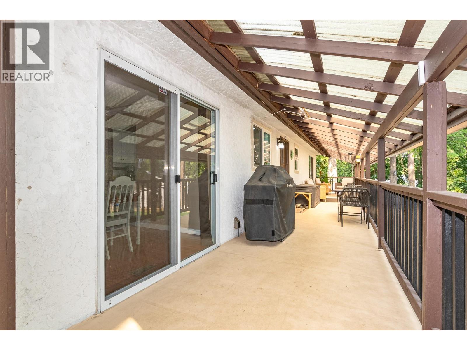 2651 Okanagan Avenue NE - 38