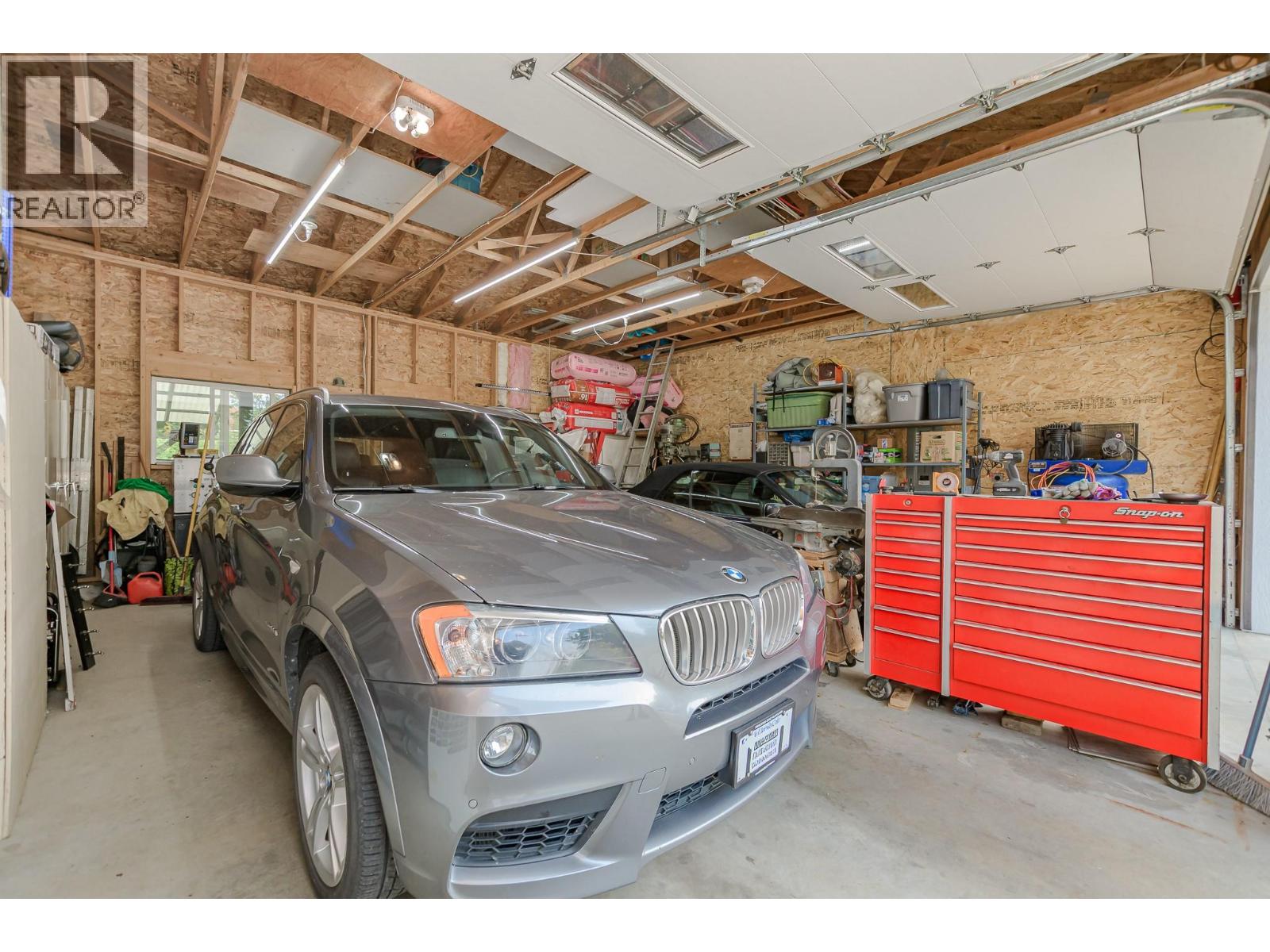 2651 Okanagan Avenue NE - Image 49
