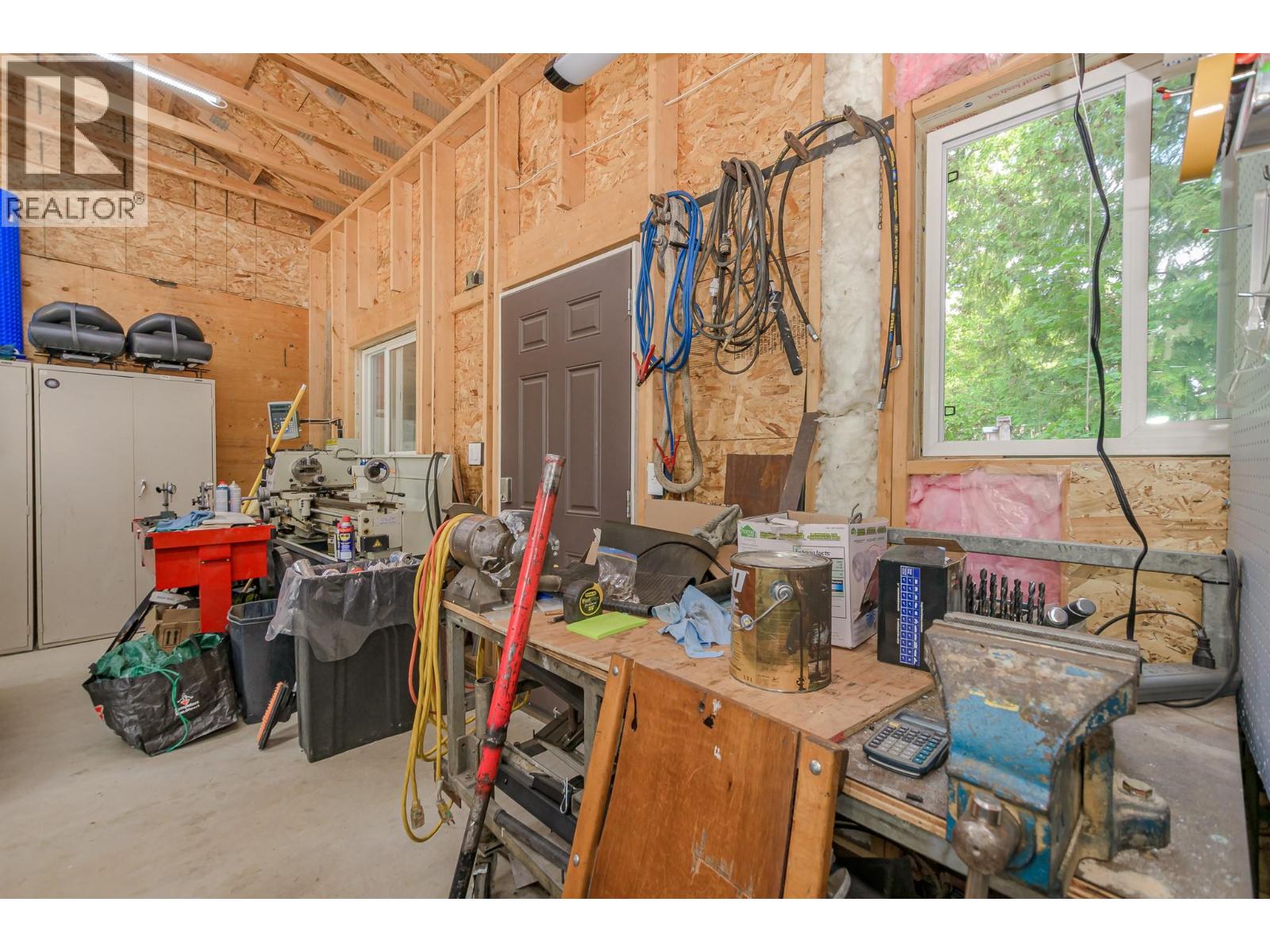 2651 Okanagan Avenue NE - 51