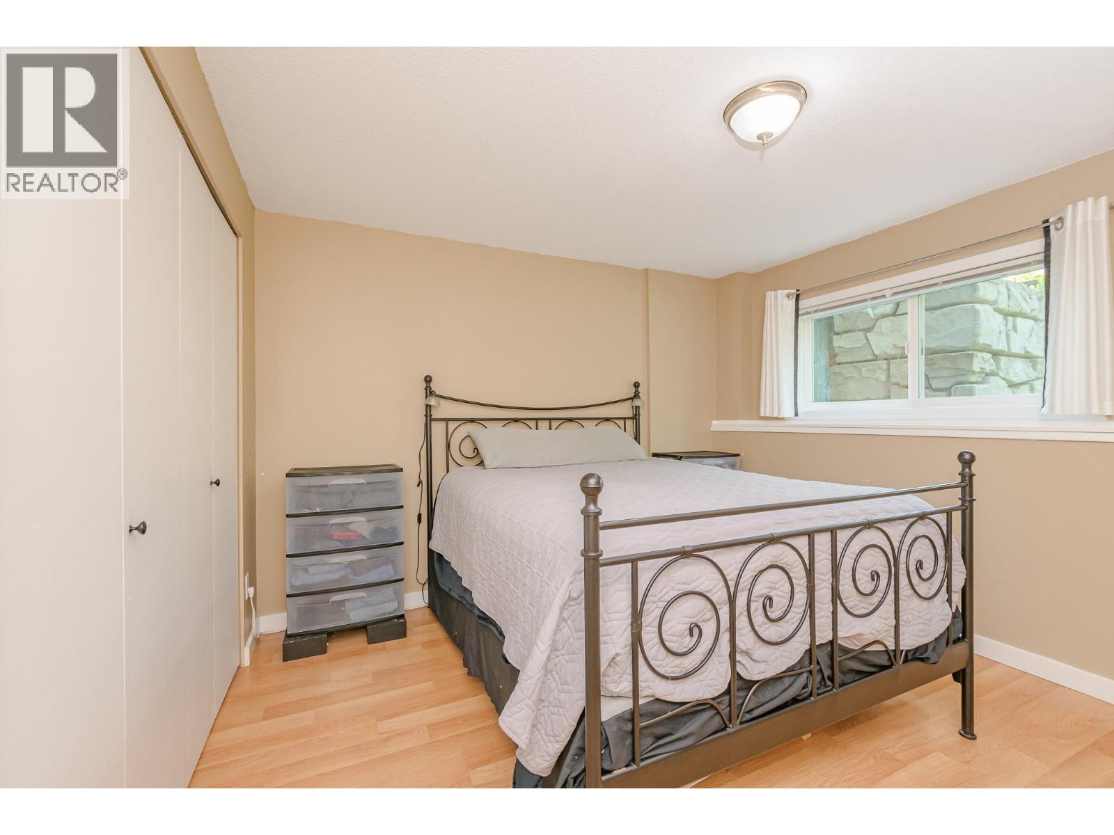 2651 Okanagan Avenue NE - 58