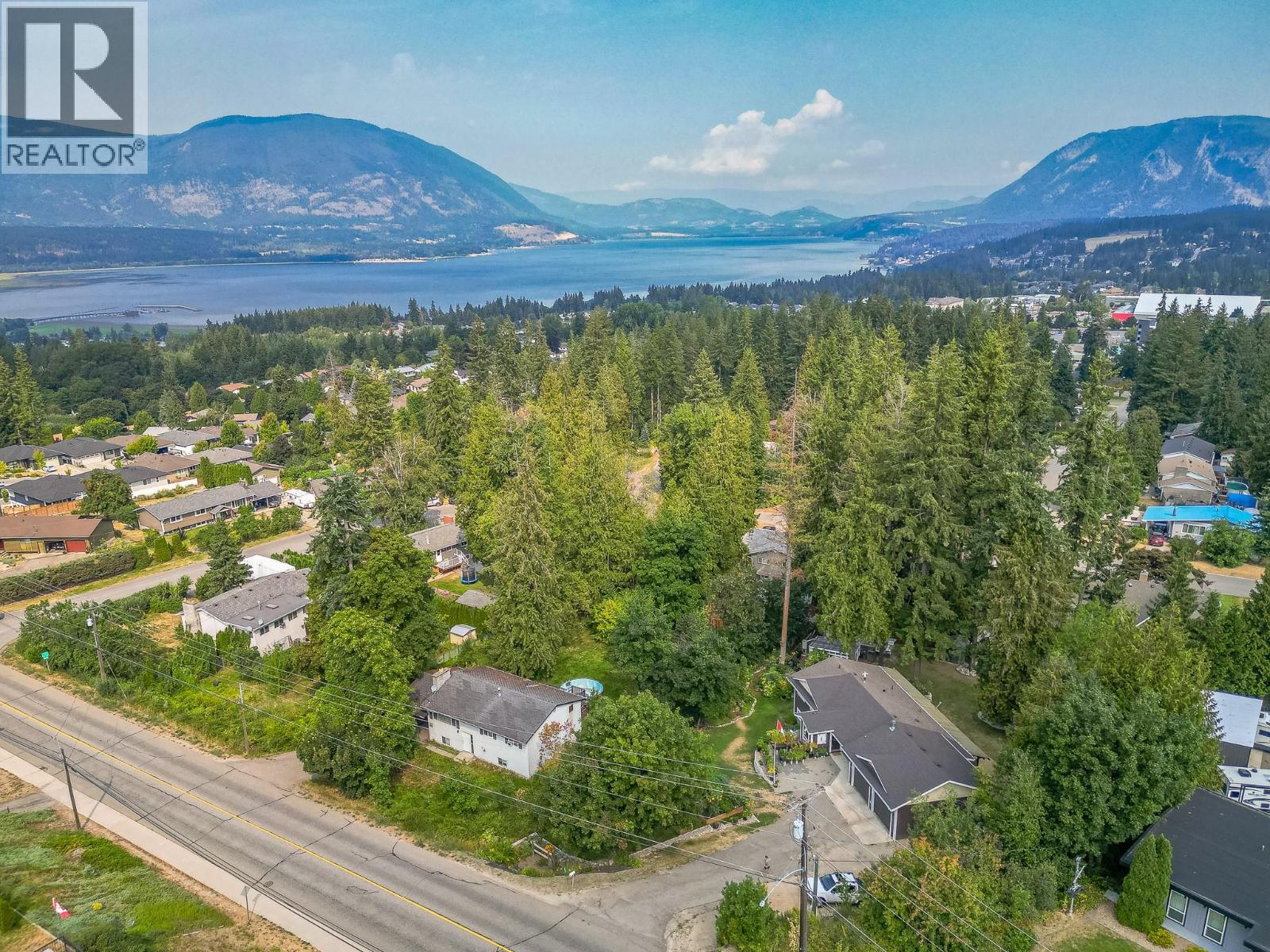 2651 Okanagan Avenue NE - Image 74