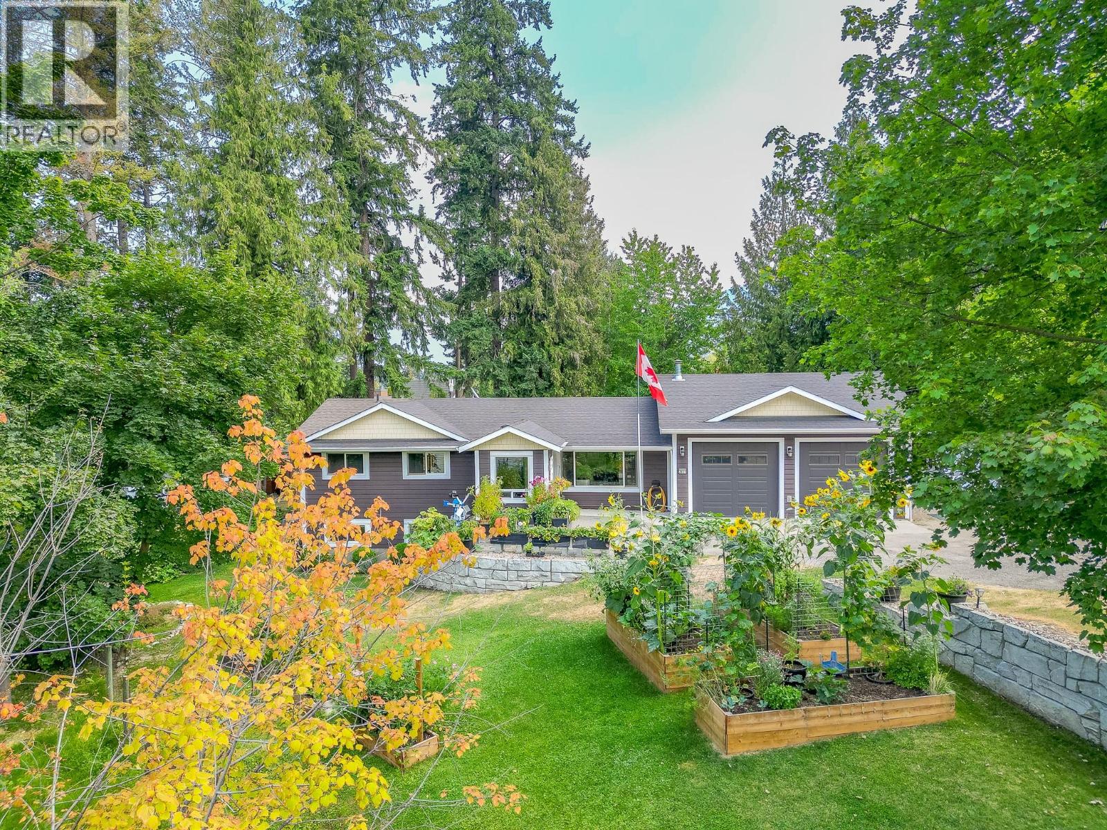 2651 Okanagan Avenue NE - Image 75
