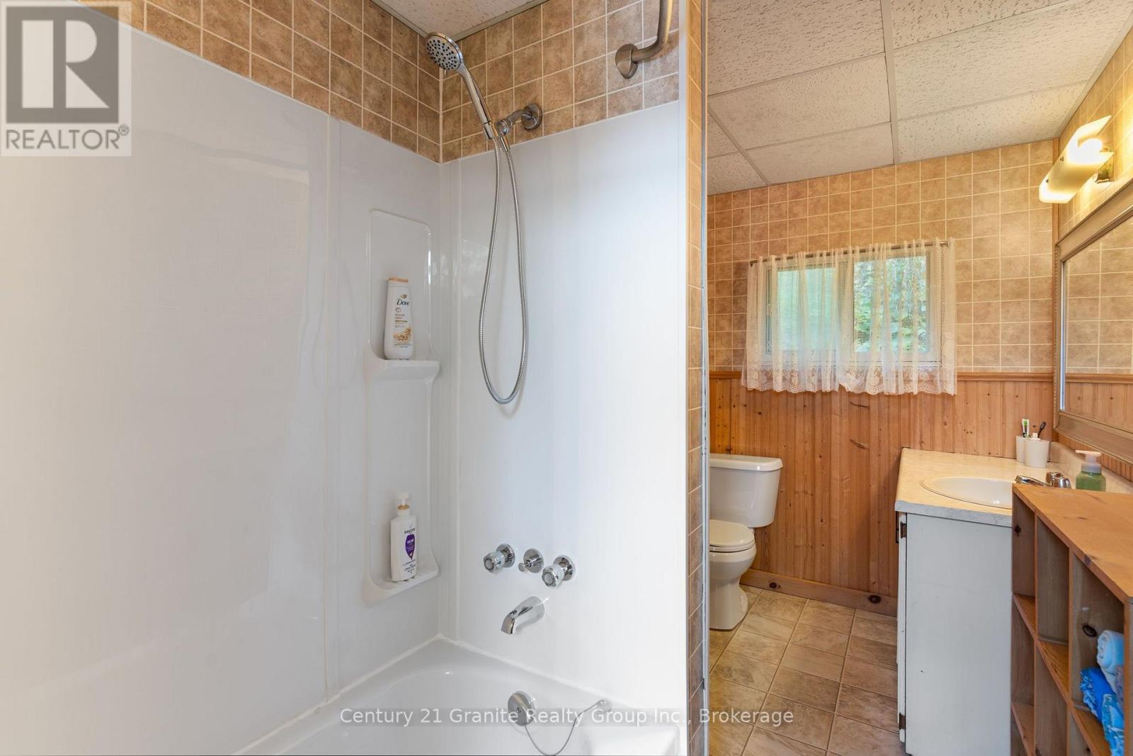 1411 TOCK LANE - Image 19