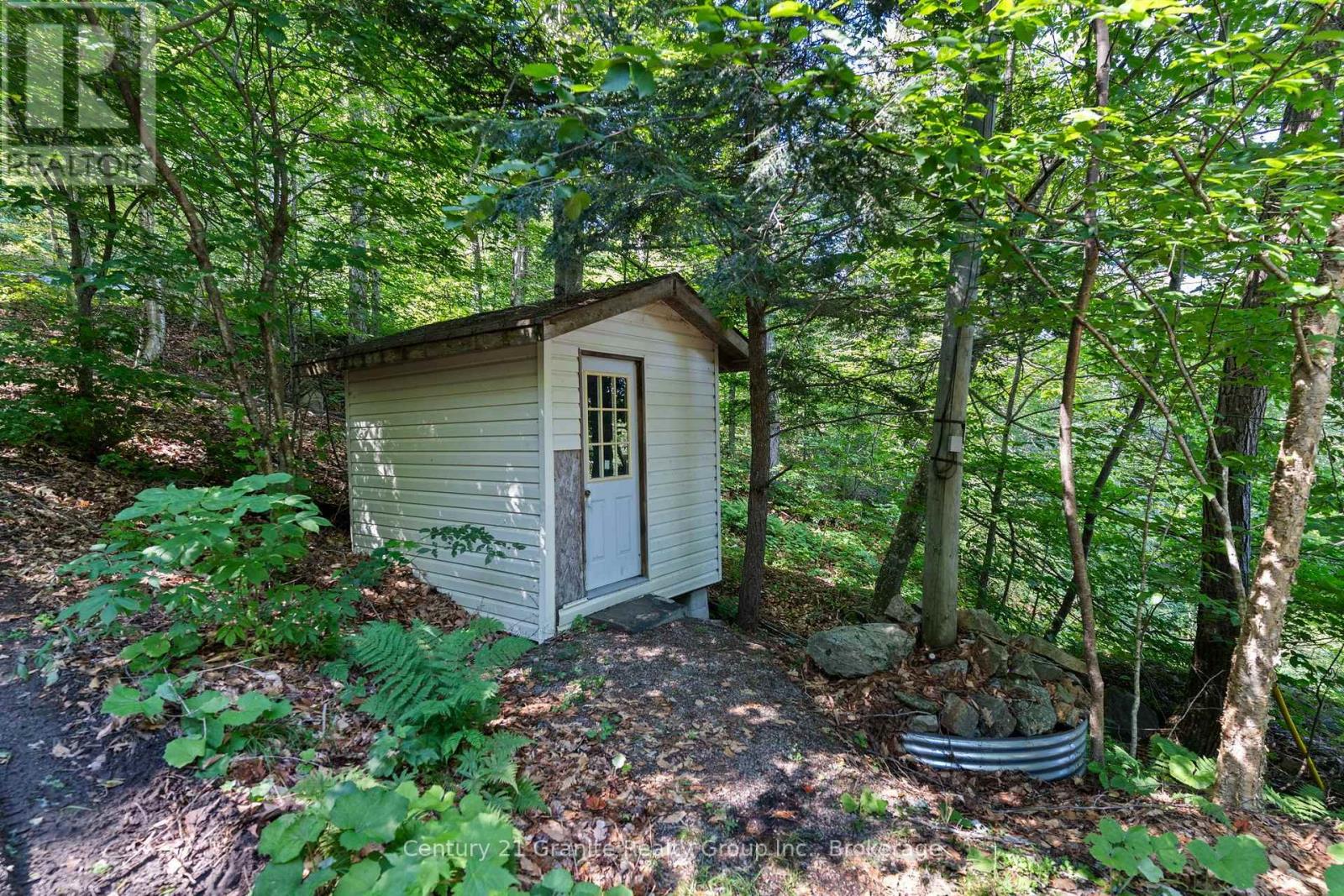 1411 TOCK LANE - Image 36
