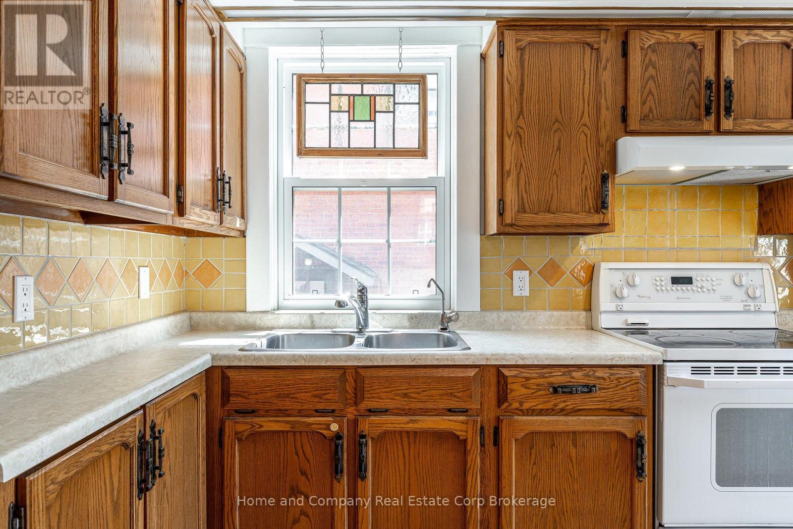 19 YOUNGS STREET - Image 11