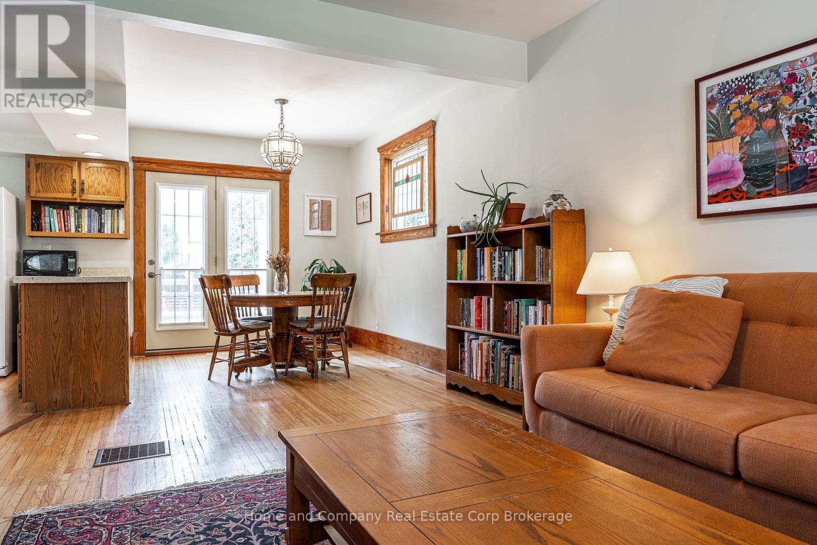 19 YOUNGS STREET - Image 6