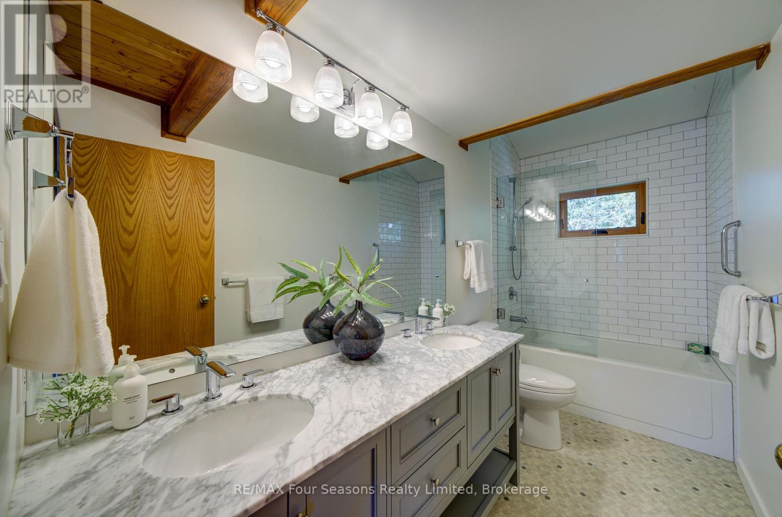 141 JOZO WEIDER BOULEVARD - Image 41