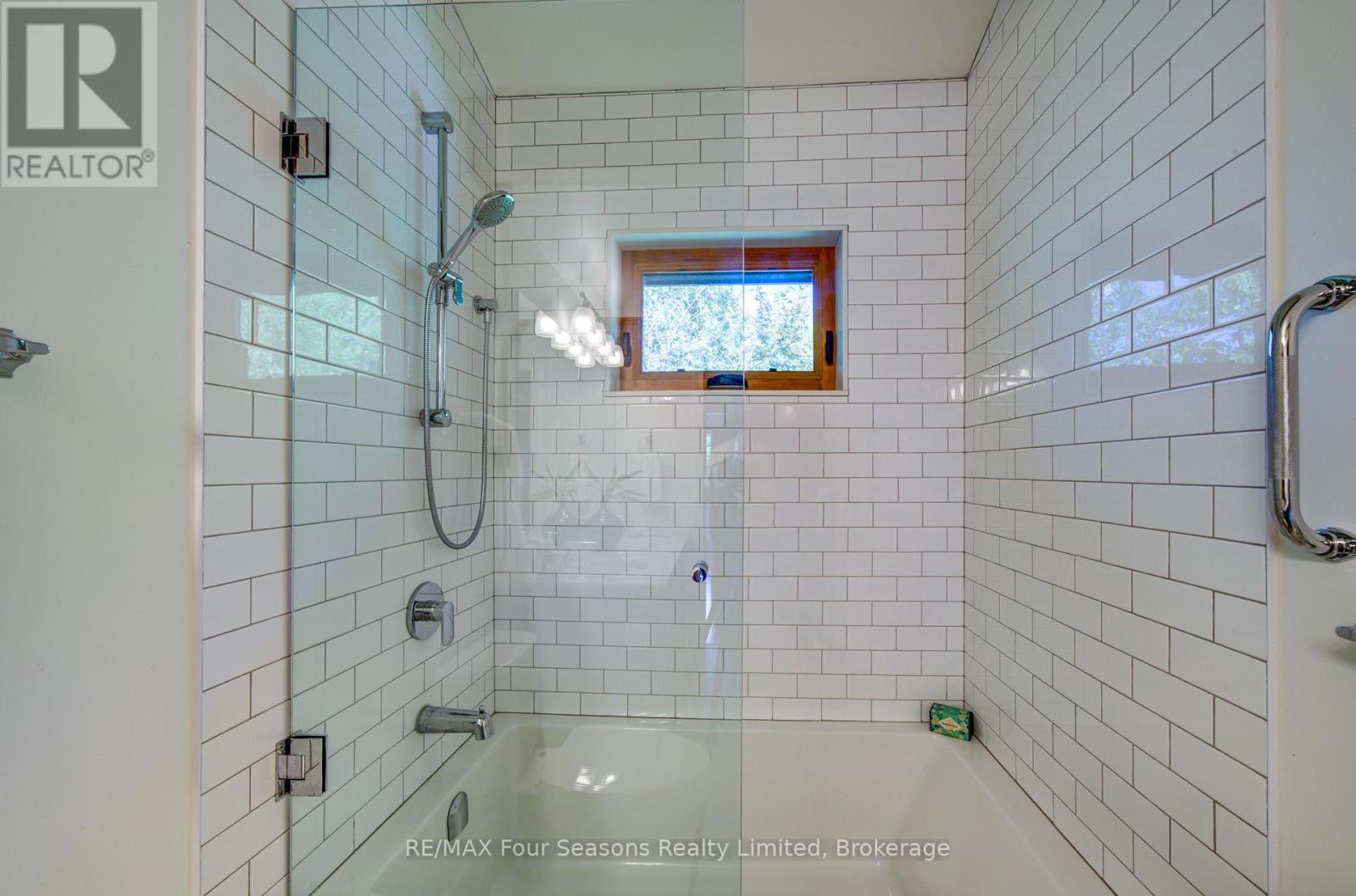 141 JOZO WEIDER BOULEVARD - Image 42