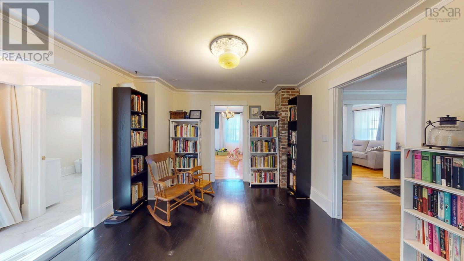 215 Main Street - 14