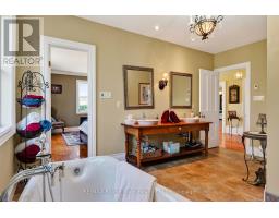 638 County Rd 28, Cavan Monaghan, ON L0A1G0 Photo 25