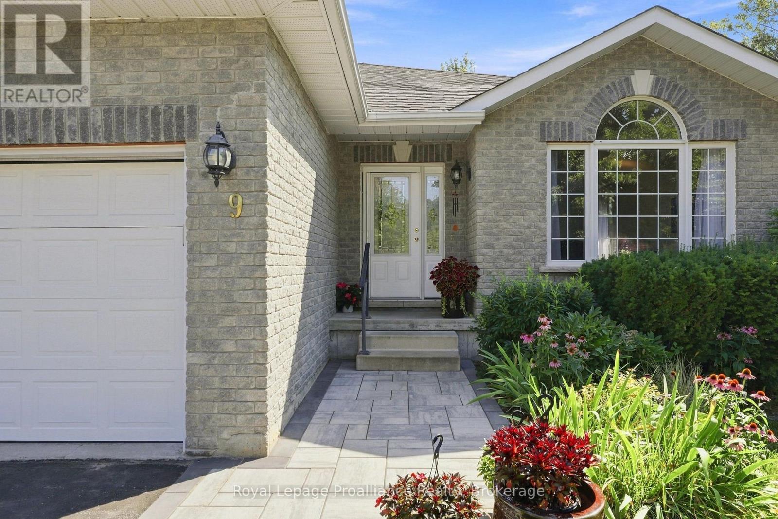 9 SENECA DRIVE - Image 10