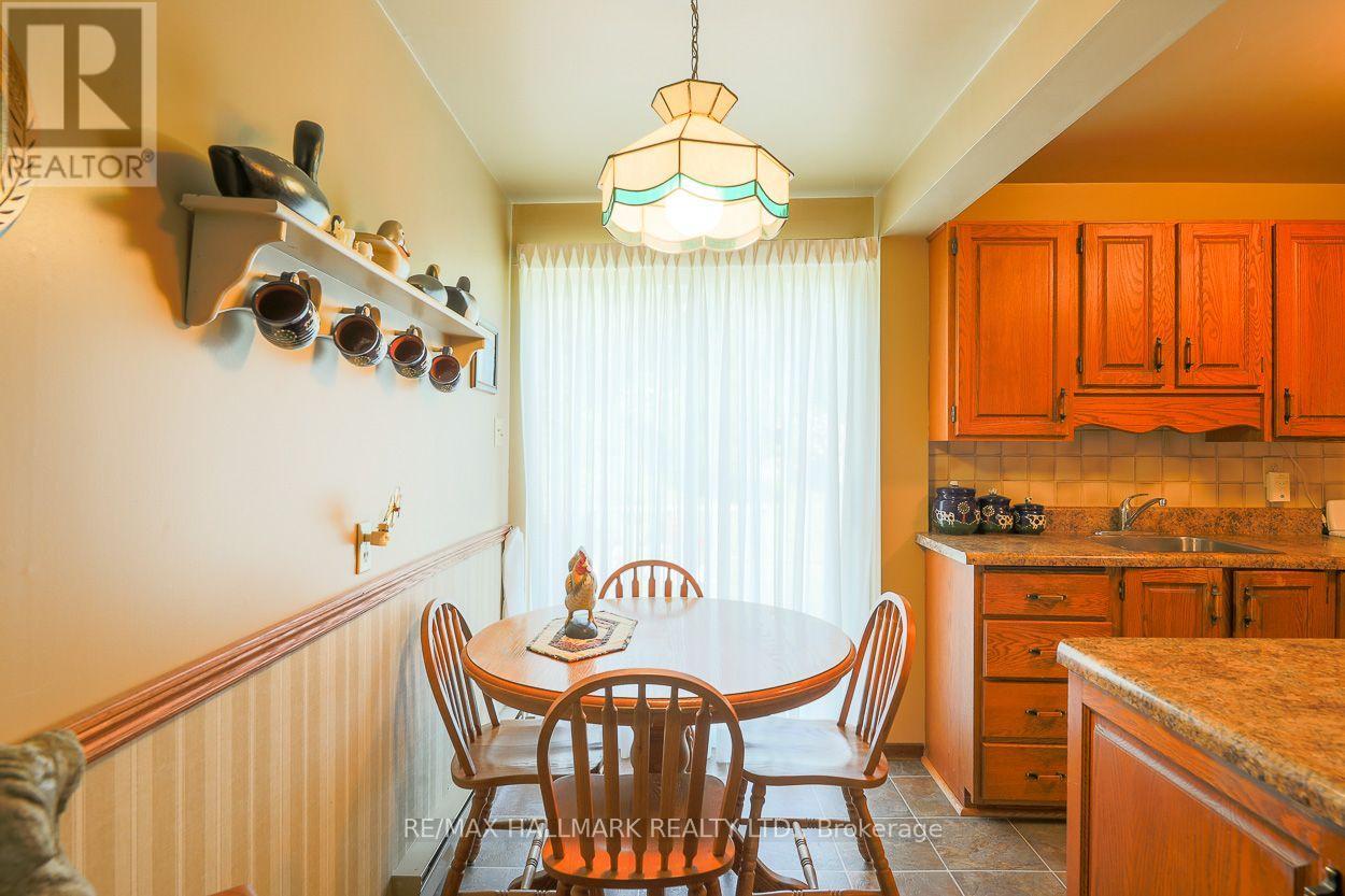 40 PINEGROVE AVENUE - 11