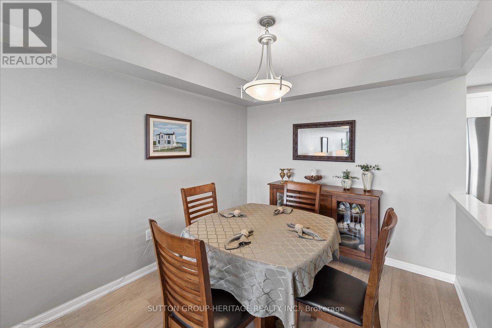 #615 712 ROSSLAND ROAD E - Image 17