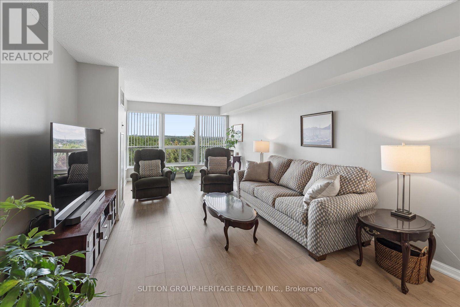 #615 712 ROSSLAND ROAD E - Image 19