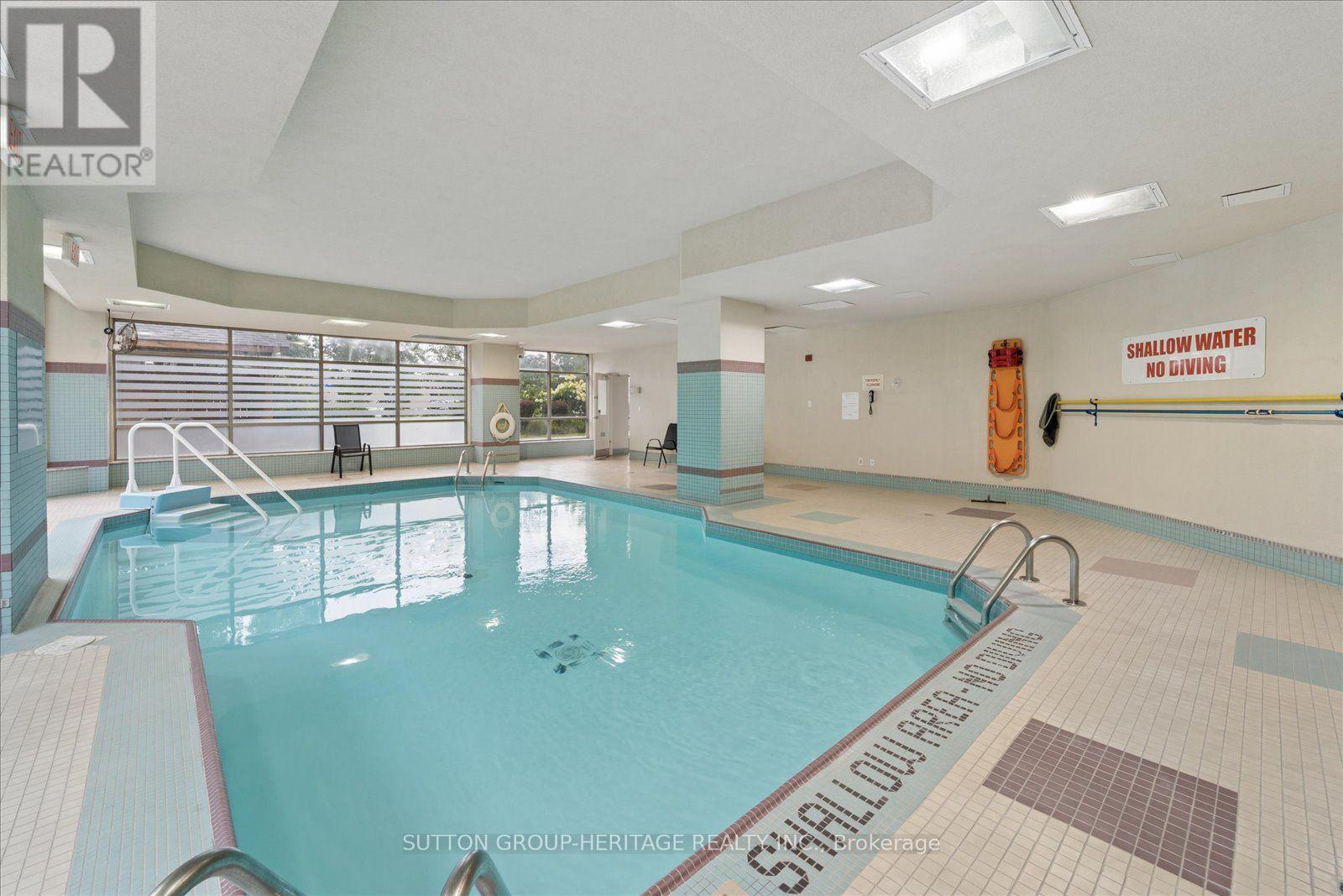 #615 712 ROSSLAND ROAD E - Image 35