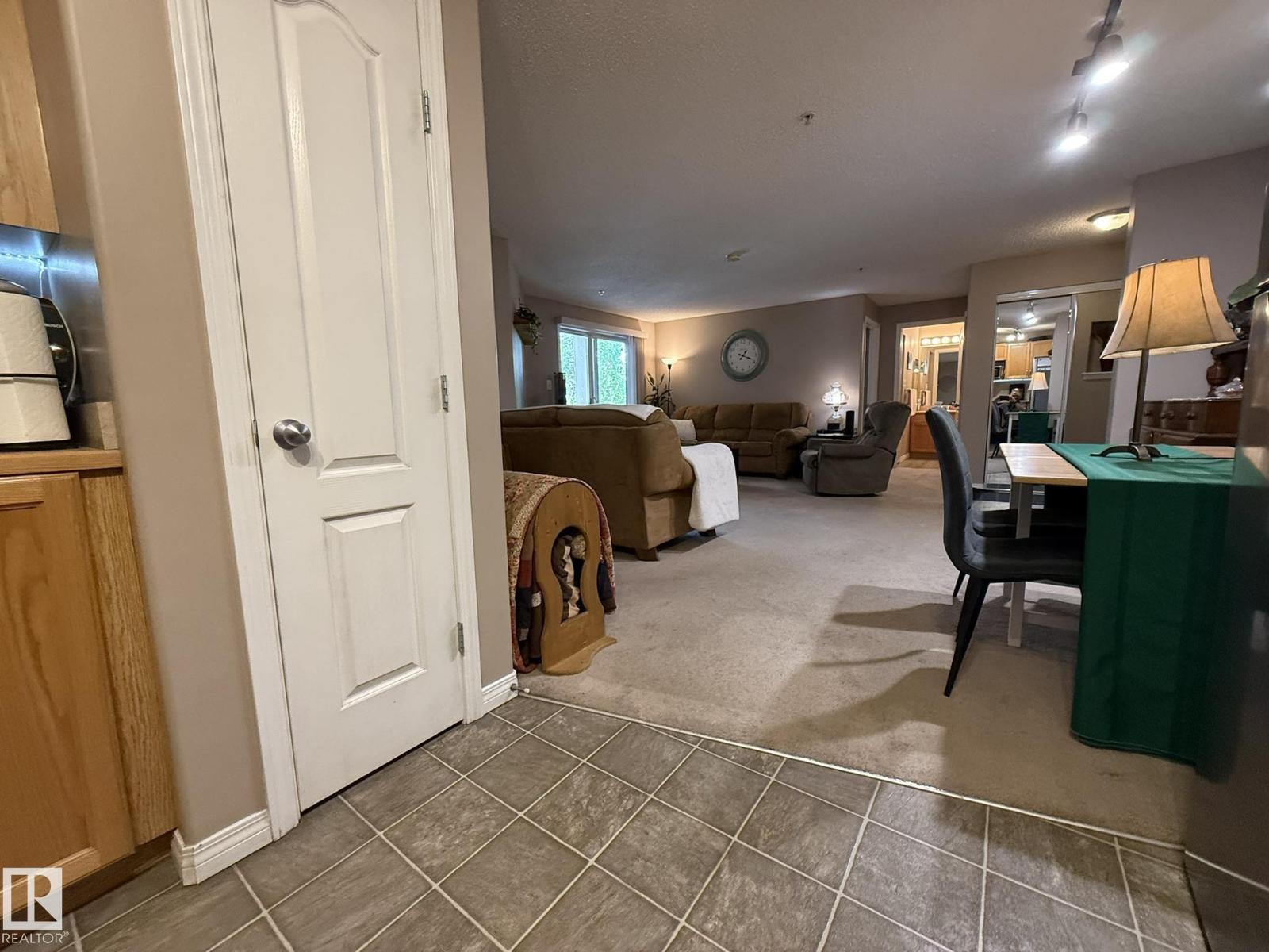 #205 3425 19 ST NW - Image 13