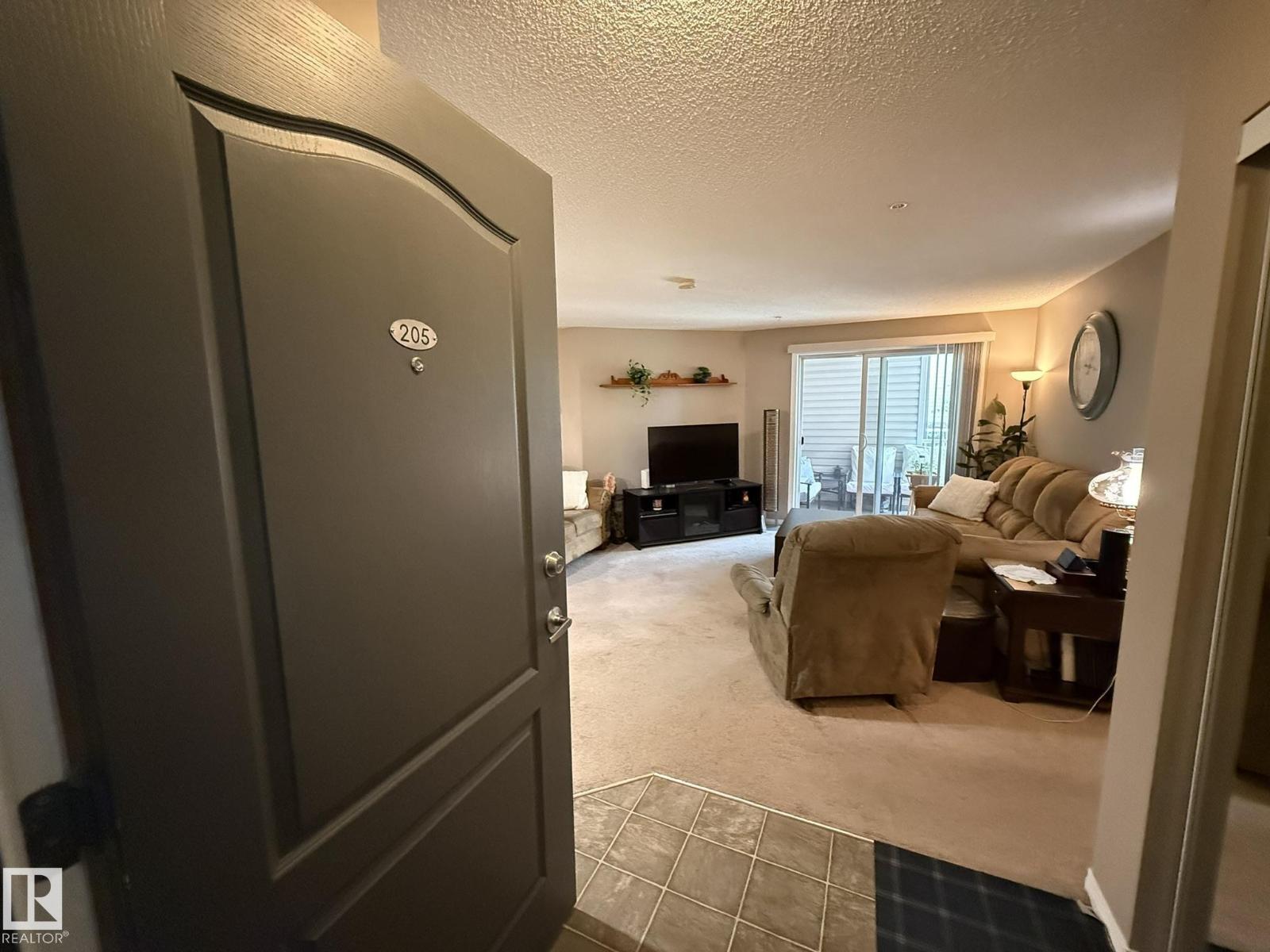 #205 3425 19 ST NW - 2
