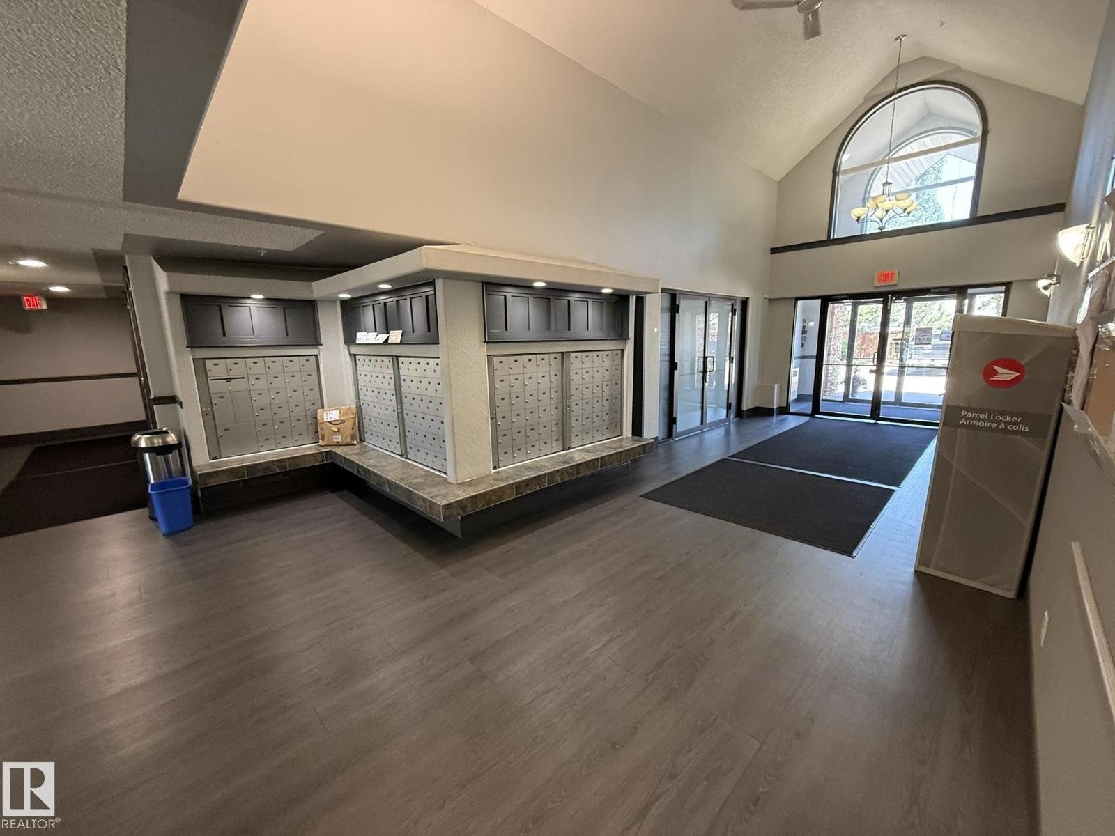 #205 3425 19 ST NW - 37