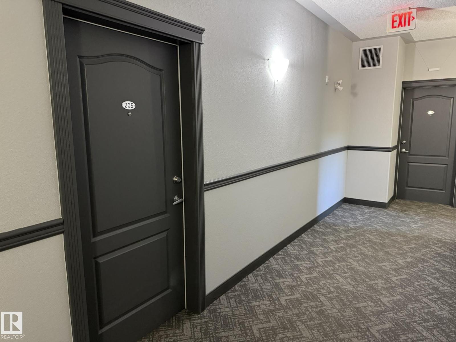 #205 3425 19 ST NW - 38