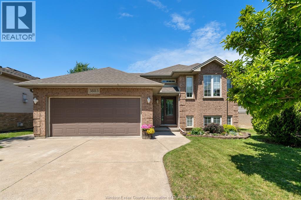 3883 Aristotle CRESCENT - 1