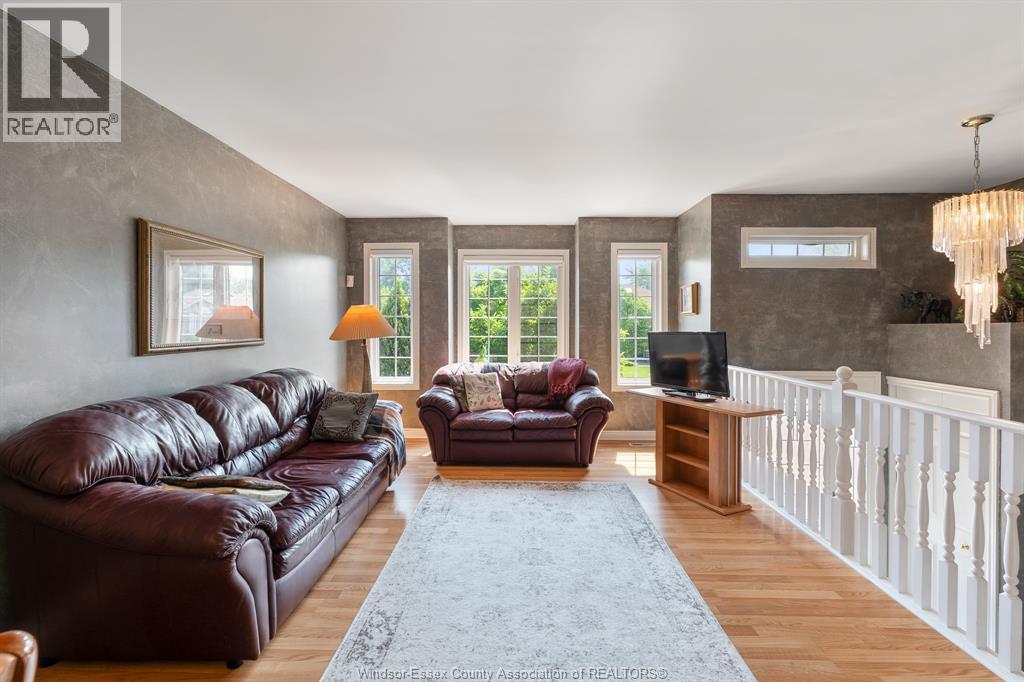 3883 Aristotle CRESCENT - Image 16