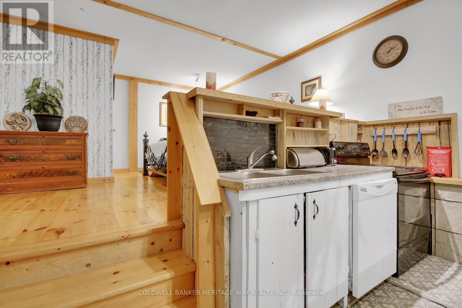 828 ASHBY ROAD - Image 42