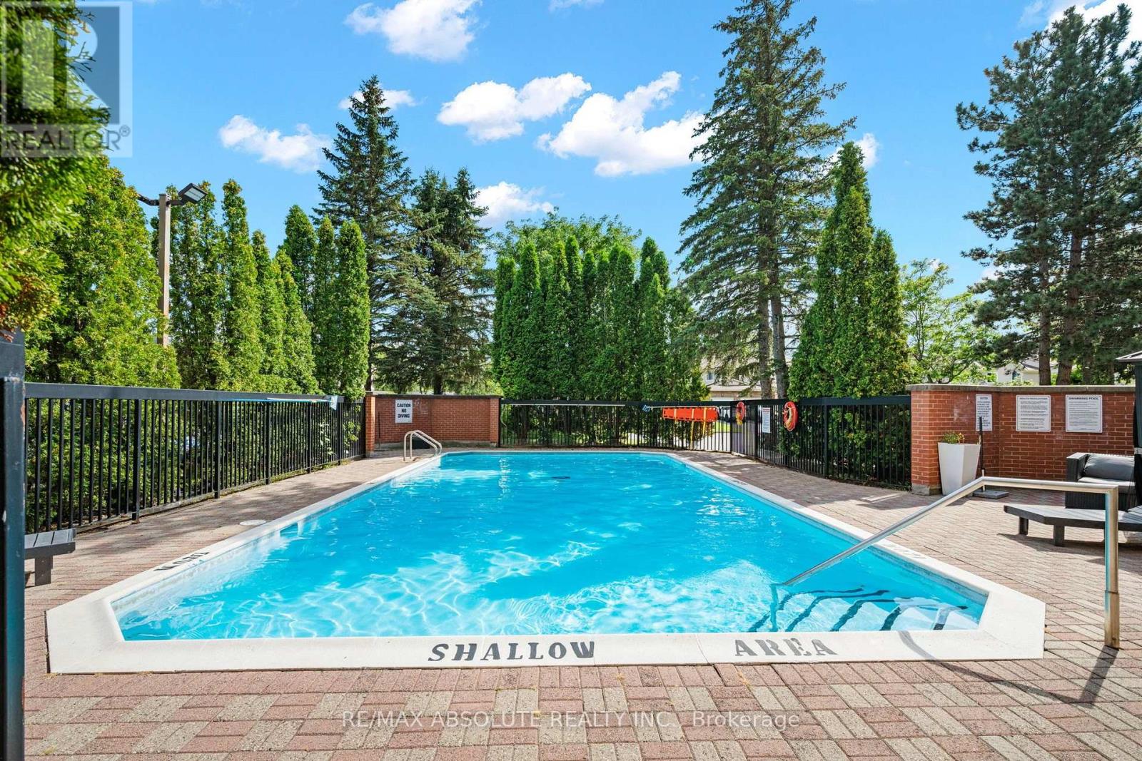 2 Bed, 2 Bath House for Sale in Ottawa – 1109 – 80 SANDCASTLE DRIVE, Ottawa – MLS# X13683436 - Image 30