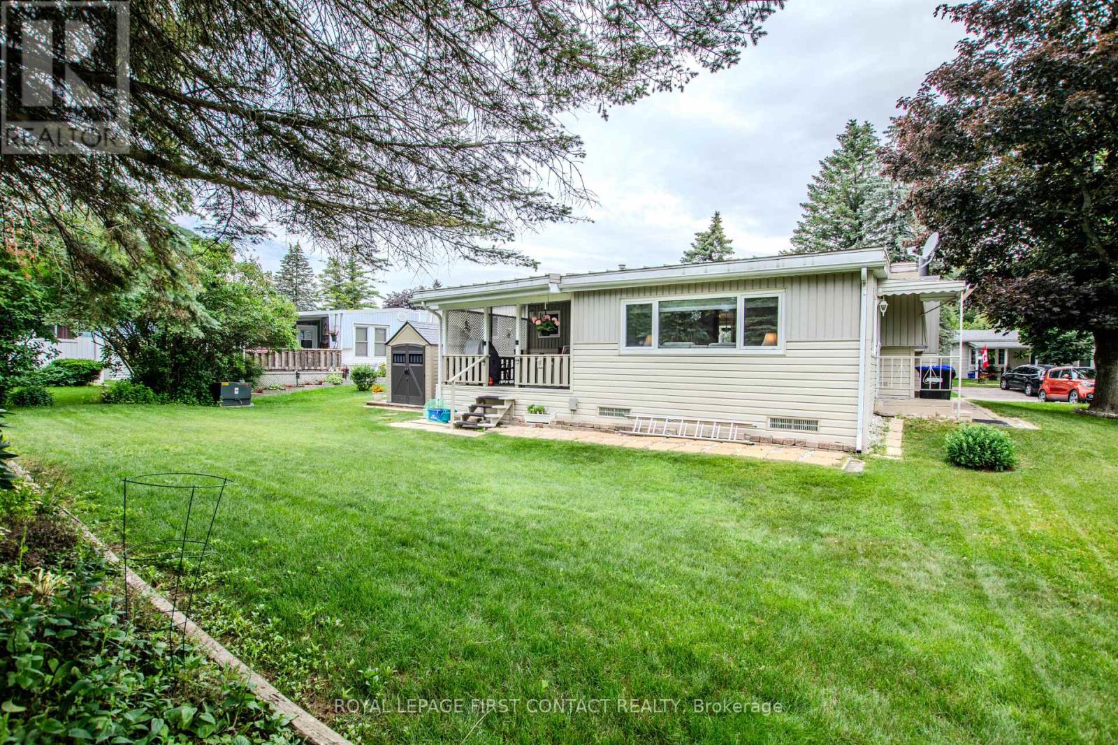 3 HONEYSUCKLE LANE - Image 32