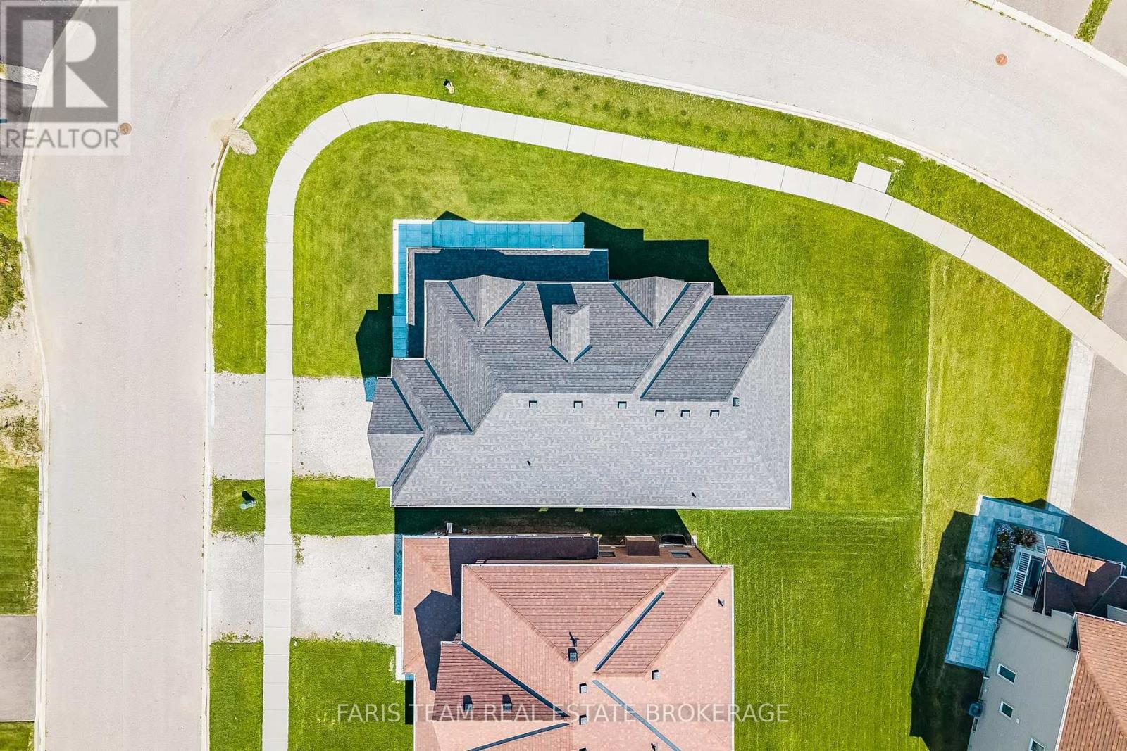 63 WOOD CRESCENT - Image 39